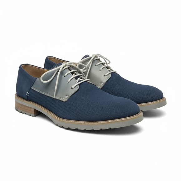 Steve Madden 𖤐 Roque Perforated Suede Oxford Lace Up 𖤐 Two Tone Blue 𖤐 10D 𖤐